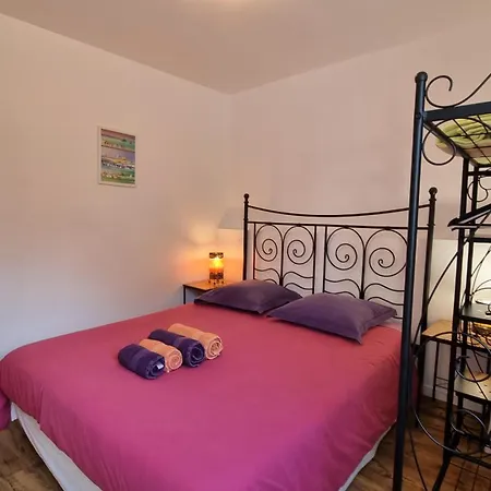Couette-café D'hôtes Couleurs De *